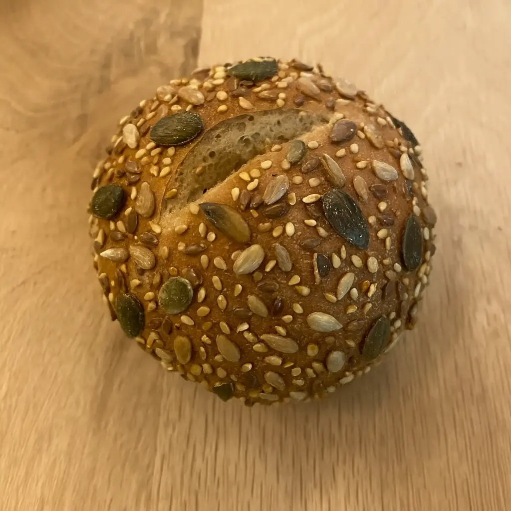 Petit pain de table du Condroz 5 Céréales